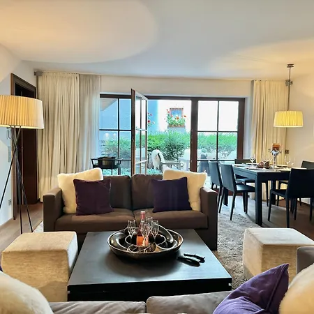 Kitz Deluxe 1 & 2 Im Zentrum Mit Eigenem & Parken By Belle-stay Appartement Kitzbühel