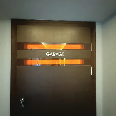 Kitz Deluxe 1 & 2 Im Zentrum Mit Eigenem & Parken By Belle-stay Daire